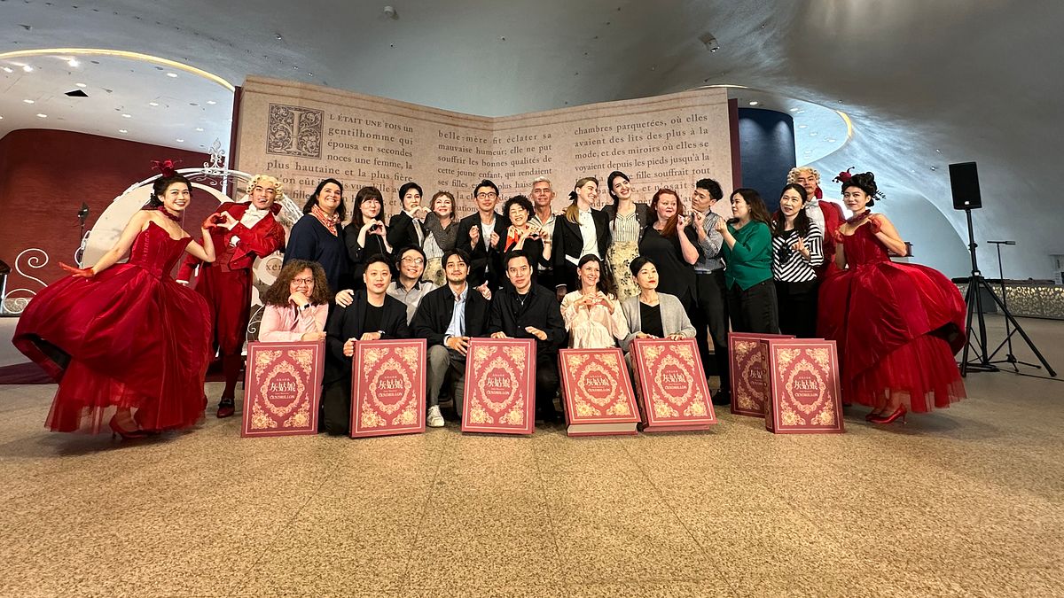 臺中國家歌劇院年度旗艦製作的馬斯內歌劇《灰姑娘》,即將在12月14至17日登場。(圖/王秀禾攝) 臺中國家歌劇院年度旗艦製作的馬斯內歌劇《灰姑娘》,即將在12月14至17日登場。(圖/王秀禾攝)