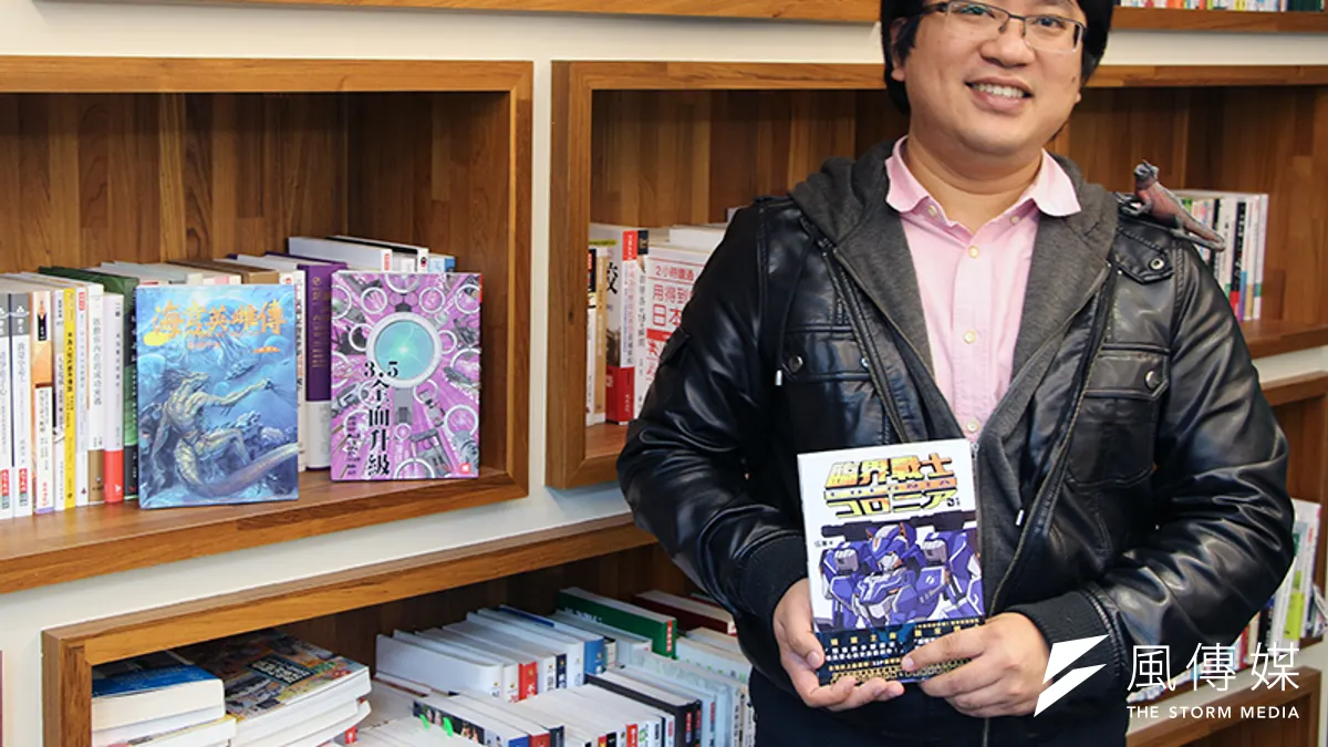 伍薰認為,創作還是要忠於自己,才能全力投入。(圖/郭丹穎攝) 伍薰認為,創作還是要忠於自己,才能全力投入。(圖/郭丹穎攝)