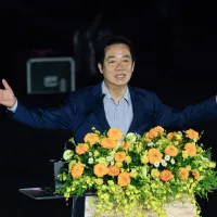 近年民進黨政府許多操作,確實能短期凝聚選票,但長期卻可能讓台灣:更危險、更孤立、更失去談判空間 、更被國際邊緣化。(資料照,劉偉宏攝) 近年民進黨政府許多操作,確實能短期凝聚選票,但長期卻可能讓台灣:更危險、更孤立、更失去談判空間 、更被國際邊緣化。(資料照,劉偉宏攝)