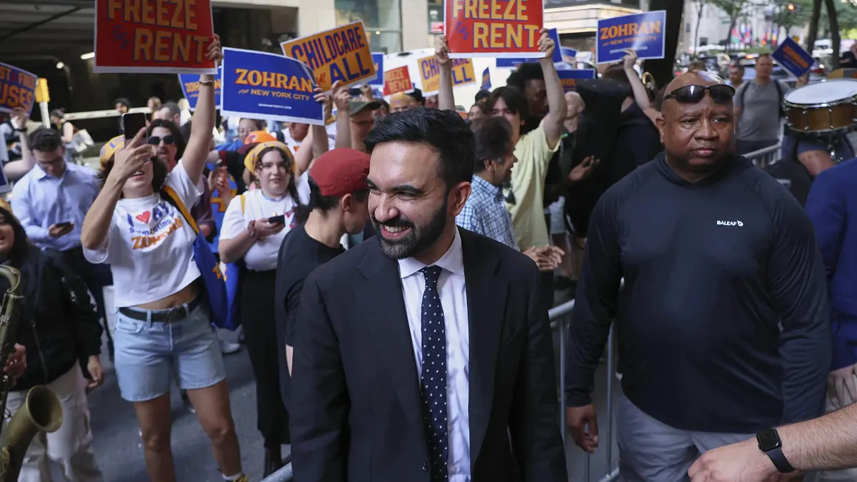 曼達尼(Zohran Mamdani)以社會主義者身份自居,贏得紐約市市長的民主黨初選。(AP) 曼達尼(Zohran Mamdani)以社會主義者身份自居,贏得紐約市市長的民主黨初選。(AP)