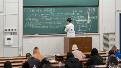 2024年12月23日。日本武藏野美術大學,美術解剖學。(圖片來源:武藏野美術大學ig: @musabi_koho)