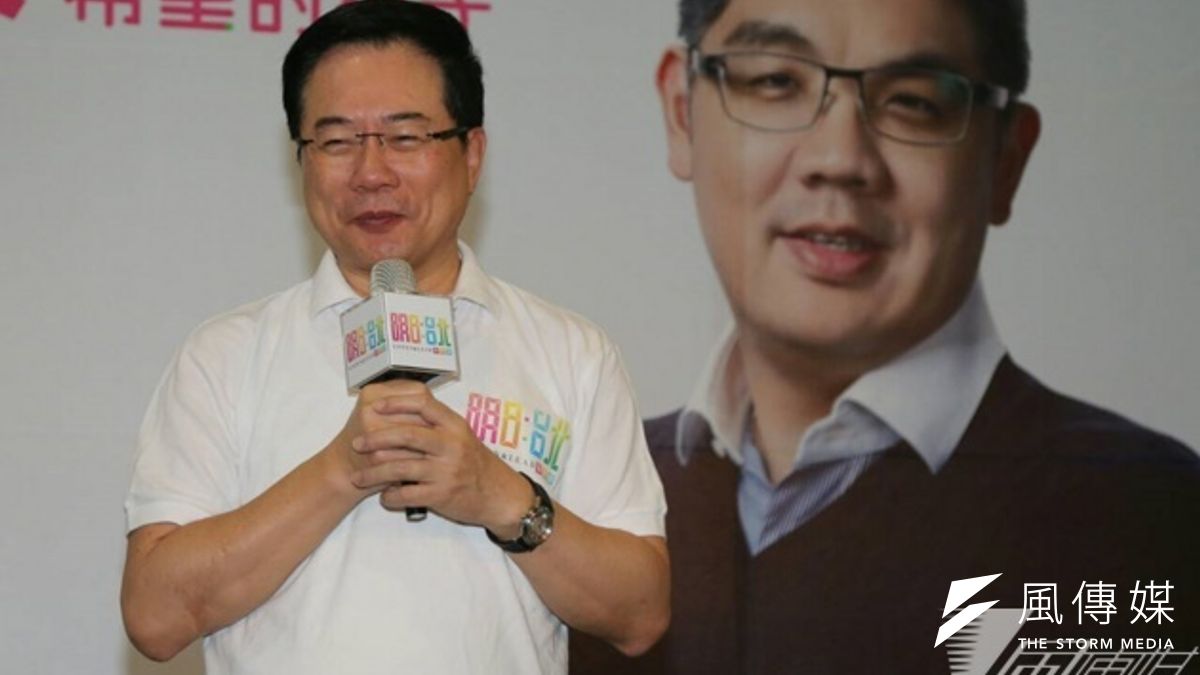 台北市長參選人柯文哲要求和國民黨台北市長參選人連勝文市政辯論,連勝文競選總幹事蔡正元反要柯文哲不要逃。(資料照片,吳逸驊攝) 台北市長參選人柯文哲要求和國民黨台北市長參選人連勝文市政辯論,連勝文競選總幹事蔡正元反要柯文哲不要逃。(資料照片,吳逸驊攝)