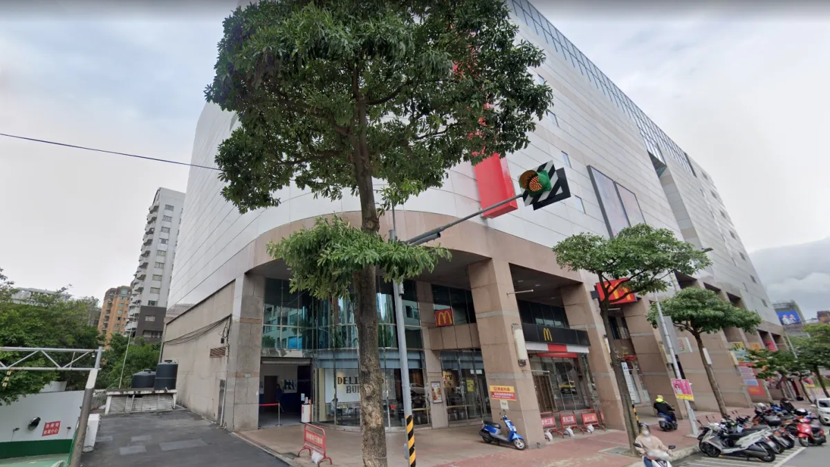 新光三越桃園大有店宣布將在明年熄燈。(示意圖/截取自Google Map)