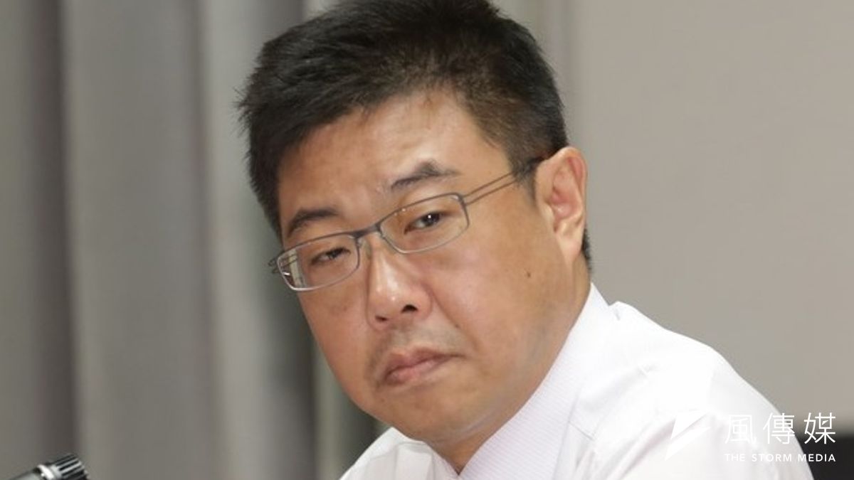 胡幼偉在臉書PO文表示:我從沒聽過練成瑜的名字,此生更從未見過練成瑜這個人。(吳逸驊攝) 胡幼偉在臉書PO文表示:我從沒聽過練成瑜的名字,此生更從未見過練成瑜這個人。(吳逸驊攝)