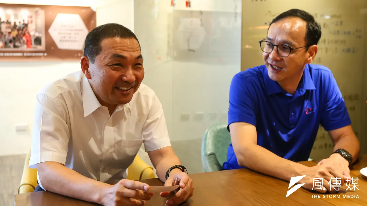 前新北市長朱立倫2日上午宣布將角逐國民黨主席,新北市長侯友宜表示祝福。(資料照,顏麟宇攝)