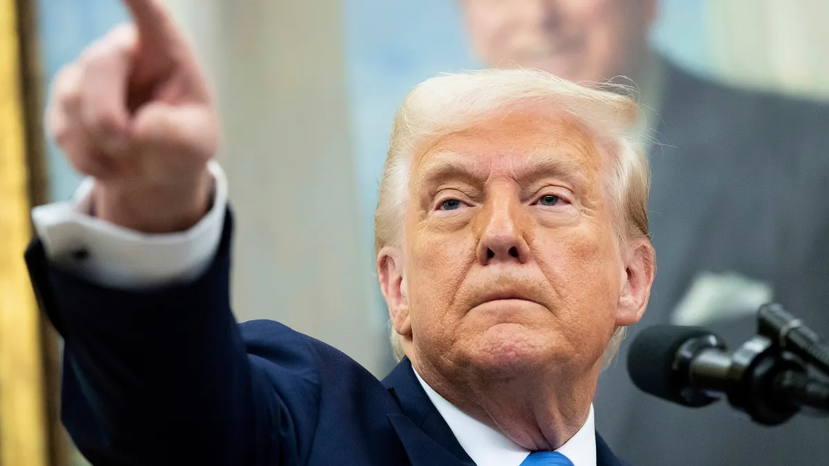 アメリカのトランプ大統領が4月2日にローズガーデンで相互関税の詳細を発表する予定。(AP通信) アメリカのトランプ大統領が4月2日にローズガーデンで相互関税の詳細を発表する予定。(AP通信)