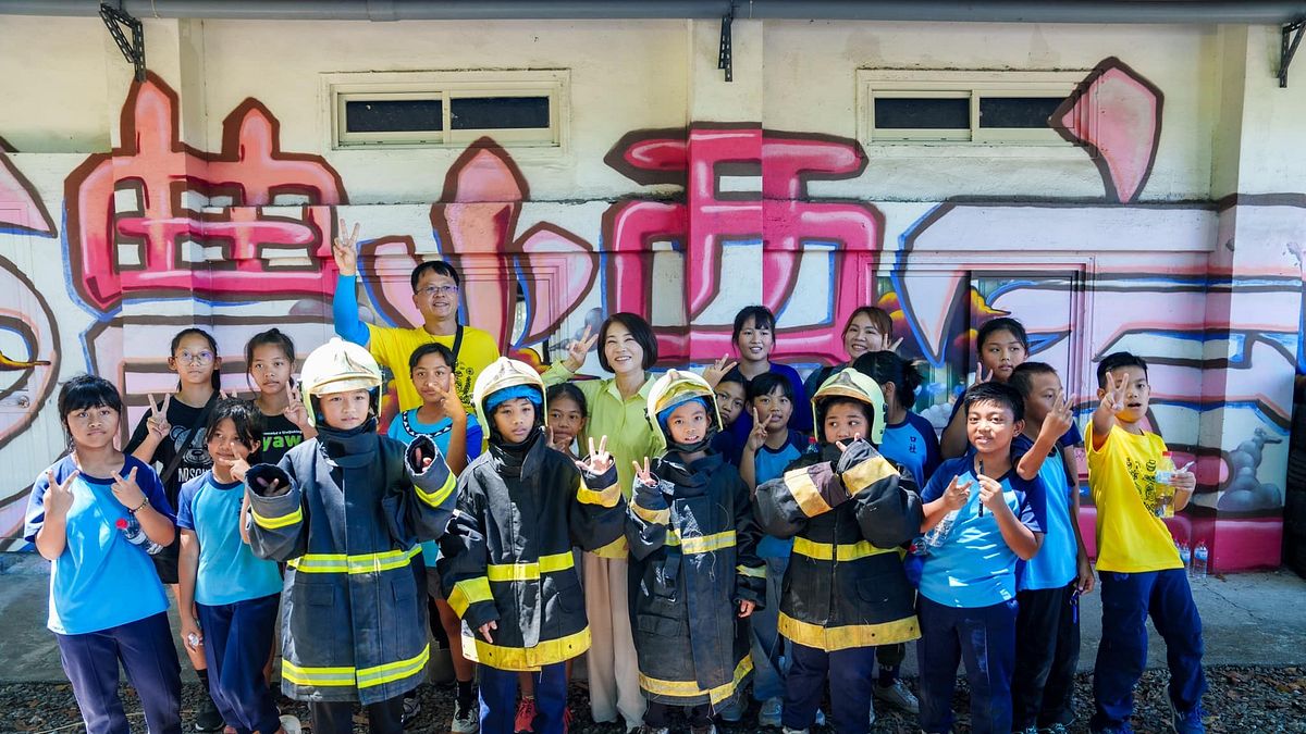 屏東縣政府舉辦「113年度防災教育體驗營」,提升學生在面對災害時的應變能力。(圖/屏東縣政府教育處提供) 屏東縣政府舉辦「113年度防災教育體驗營」,提升學生在面對災害時的應變能力。(圖/屏東縣政府教育處提供)