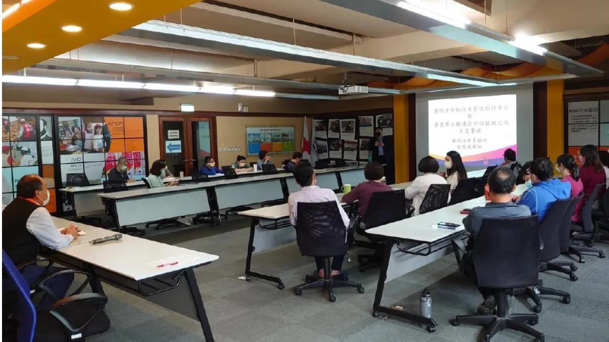 北市勞動局與事業單位合辦免費勞動教育課程,歡迎登記於北市的事業單位把握有限場次,於10月31日前提出申請。(圖/臺北市政府勞動局提供)