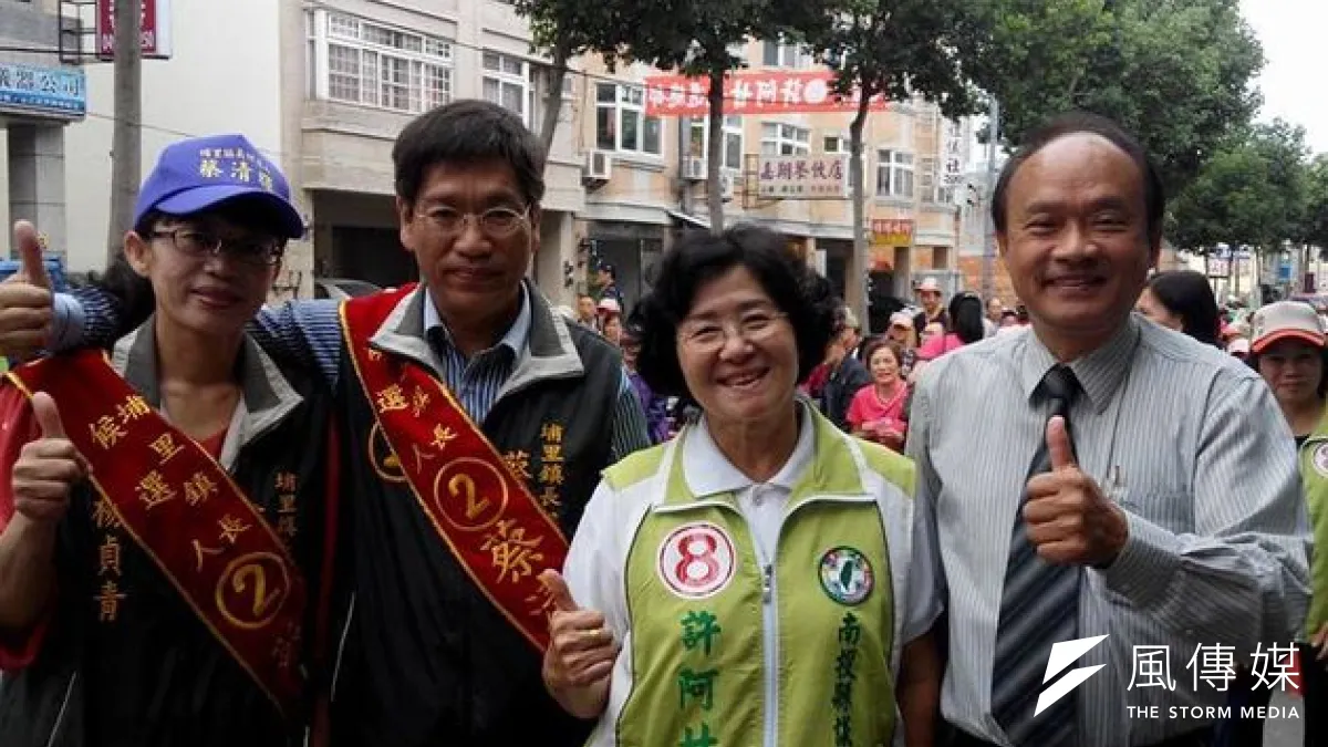 民進黨確定將提名前立委湯火聖(右1)競逐南投立委補選。(取自湯火聖臉書)