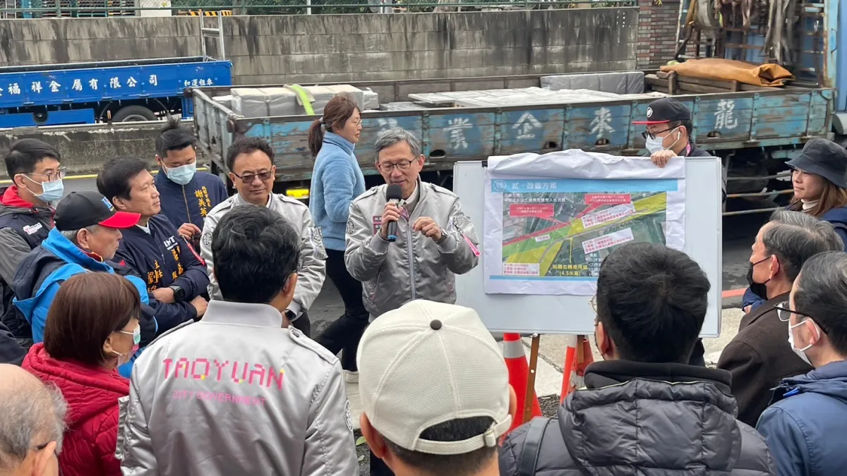 桃園市副市長王明鉅前往中園路與桃圳路進行會勘。(圖/桃園市政府提供)