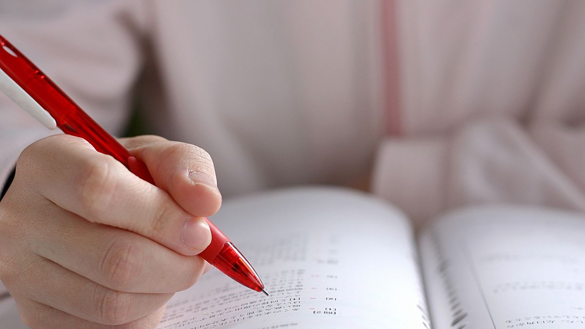 近日有網友發現,我們平時習慣用在句尾的「ㄛ」,如果是表驚嘆的語氣,其實不是用平時習慣的「喔」而是「呵」。(示意圖/取自Fixelgraphy@photoAC) 近日有網友發現,我們平時習慣用在句尾的「ㄛ」,如果是表驚嘆的語氣,其實不是用平時習慣的「喔」而是「呵」。(示意圖/取自Fixelgraphy@photoAC)