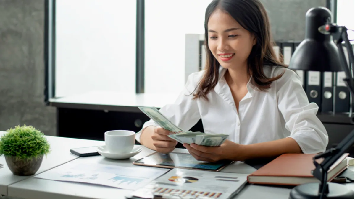 想要在股市賺錢,應要挑選容易賣好的股票。(圖/取自shutterstock)