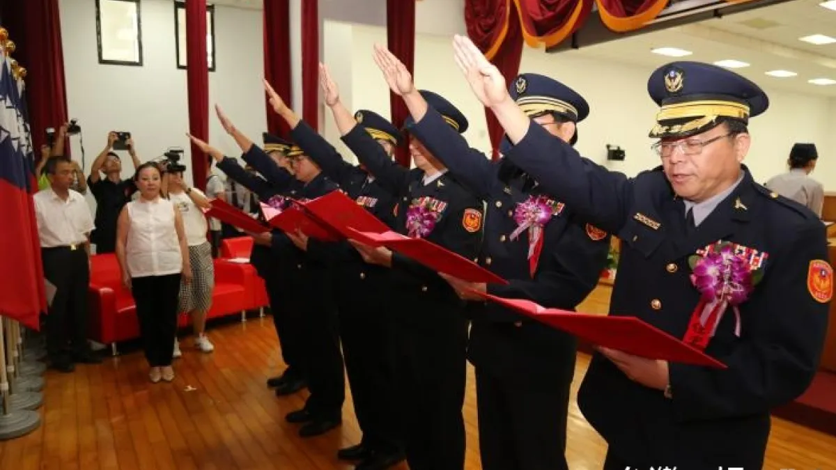 嘉縣警局新舊分局長交接 張花冠勉全力投入治安維護