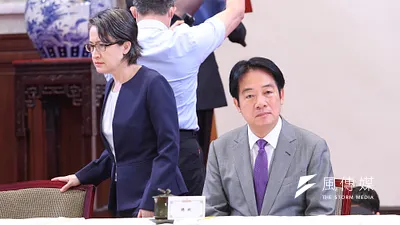 20250801-總統賴清德(右)、副總統蕭美琴(左)1日召開「因應美國對等關稅政策」記者會。(顏麟宇攝)