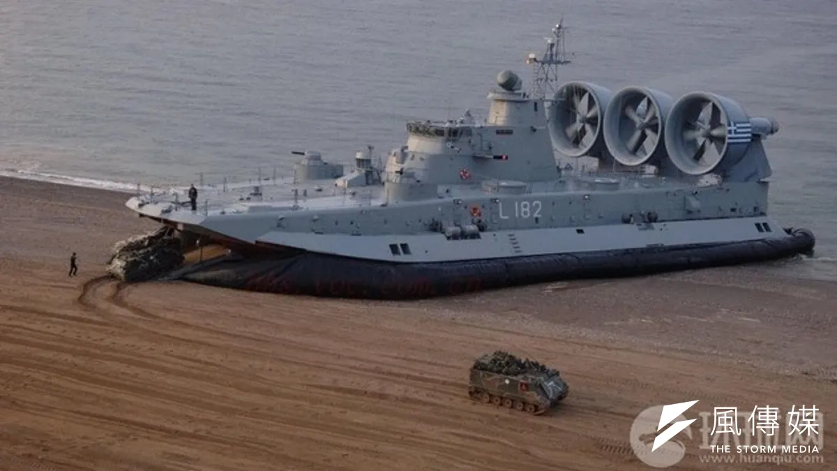 漢光兵推,解放軍歐洲野牛登陸艇攻破防線進入淡水河(取自環球網)