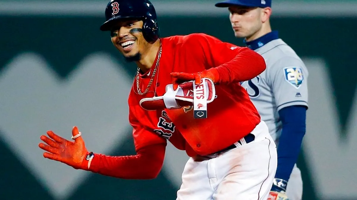 貝茲不但是紅襪攻守重心,更是新一代紅襪先生。(美聯社)