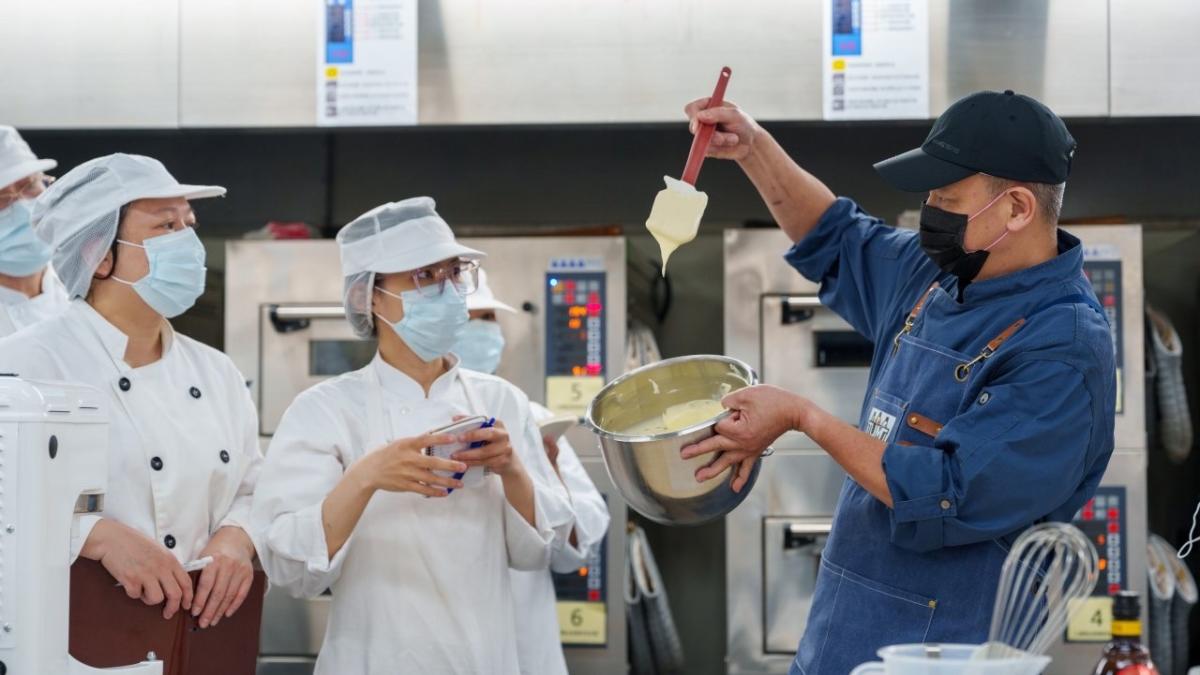 零基礎轉身成大廚!物流行政遭裁員,靠桃分署職訓3個月直達五星級飯店
