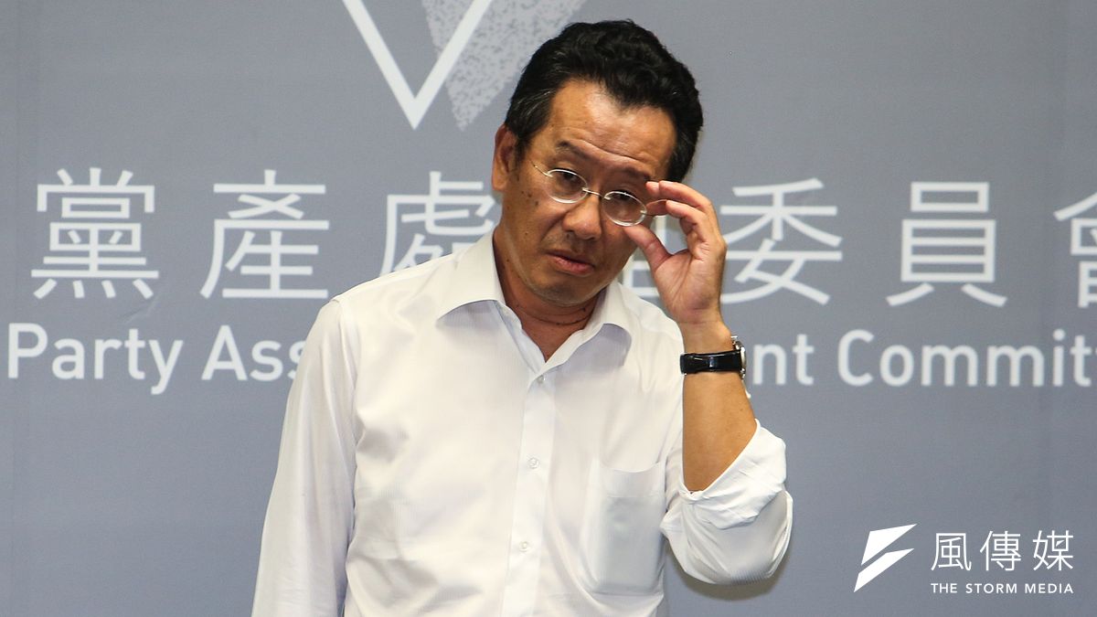 將改掌金管會主委的顧立雄,在不當黨產處理委員會說明人事異動及未來施展情形。(陳明仁攝) 將改掌金管會主委的顧立雄,在不當黨產處理委員會說明人事異動及未來施展情形。(陳明仁攝)