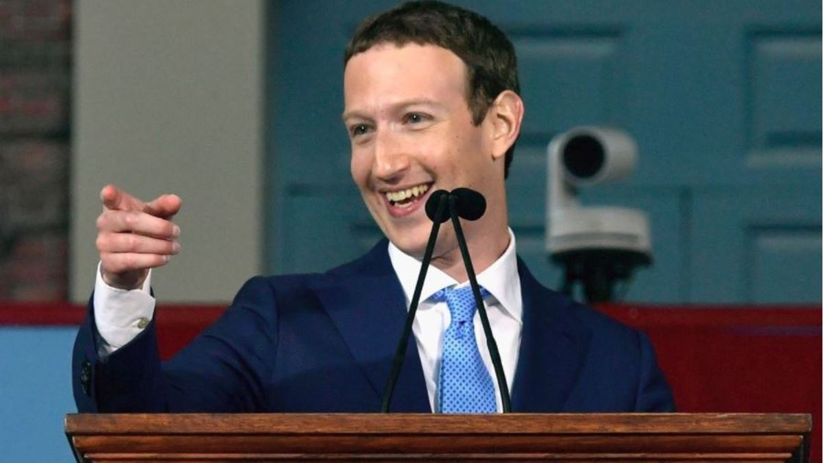 周三的電話財報會議上,祖克伯(Mark Zuckerberg)認為人工智慧(AI)辨識乳頭比起揪出仇恨言論更容易,因電腦視覺較自然語言處理效果佳;同時Facebook也針對乳頭照片,訂出新規範。(圖/取自Twitter,數位時代提供) 周三的電話財報會議上,祖克伯(Mark Zuckerberg)認為人工智慧(AI)辨識乳頭比起揪出仇恨言論更容易,因電腦視覺較自然語言處理效果佳;同時Facebook也針對乳頭照片,訂出新規範。(圖/取自Twitter,數位時代提供)