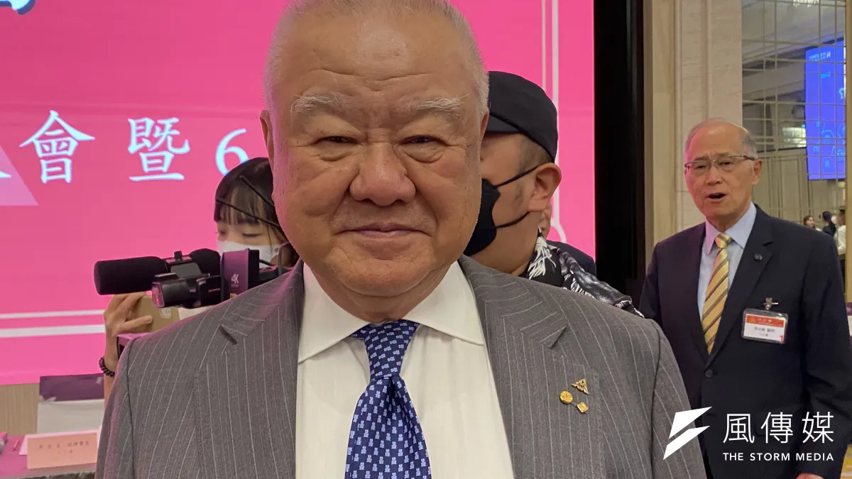 台玻董事長暨三三會理事長林伯豐(見圖)21日出席三三會例會,接受媒體訪問時談及女兒林文惠接任全球人壽董事長一事。(陳怡慈攝)