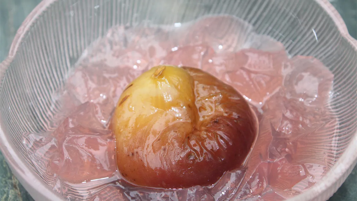 無花果甘露煮令香甜好滋味。(時報出版提供)