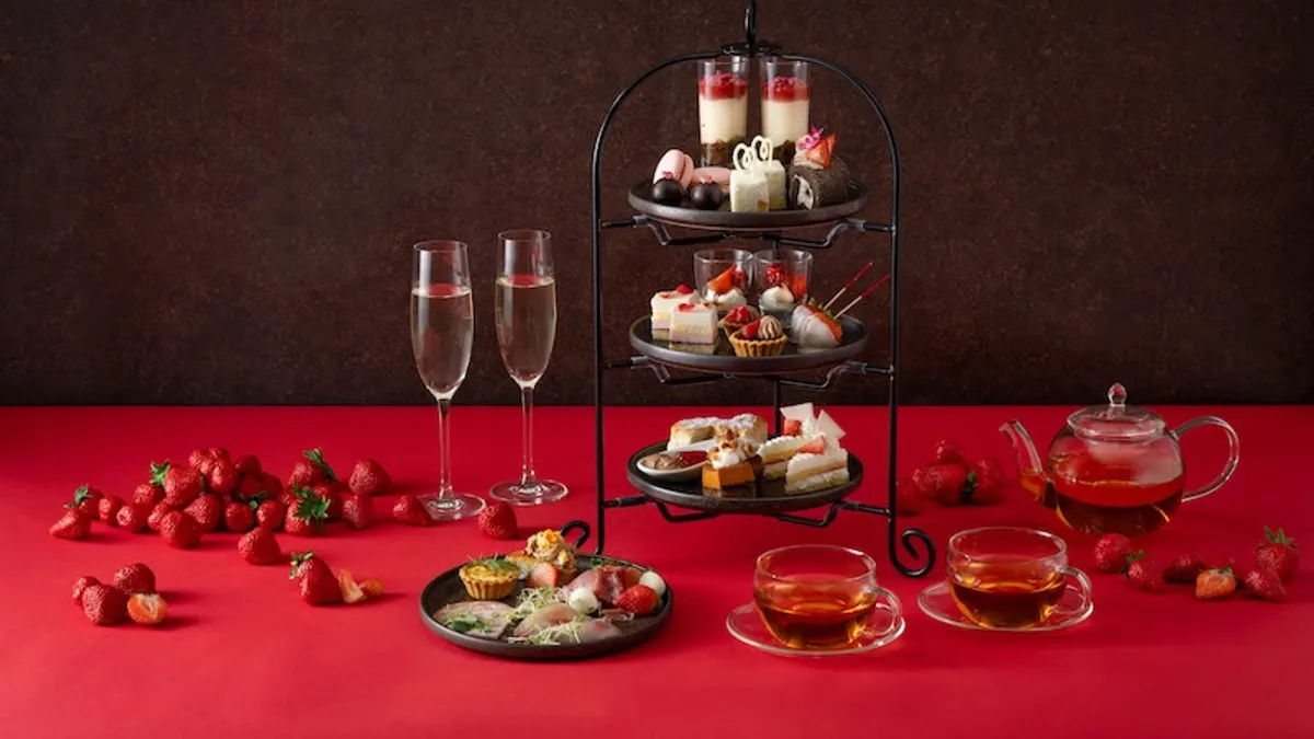 三井ガーデンホテル3施設が、冬限定の「いちご×ショコラ」アフタヌーンティーを12月1日から提供開始。(写真/三井ガーデンホテル提供) 三井ガーデンホテル3施設が、冬限定の「いちご×ショコラ」アフタヌーンティーを12月1日から提供開始。(写真/三井ガーデンホテル提供)