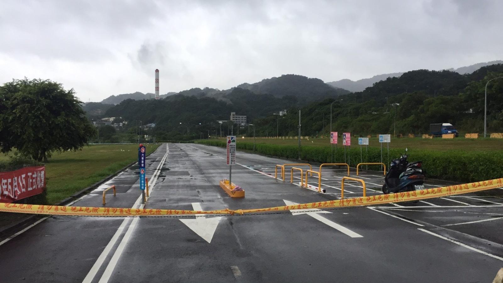 因應白海豚颱風來襲 新北市高灘地停車場8月8日中午12時只出不進、各橫移門及越堤道下午6時完成封閉