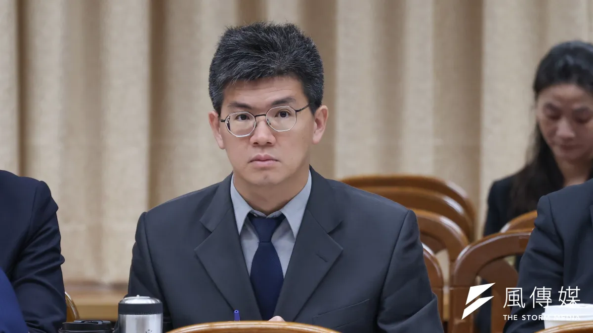 司法院民事廳調辦事法官毛彥程30日出席立法院財政委員會的保險法修正草案審查。(顏麟宇攝)