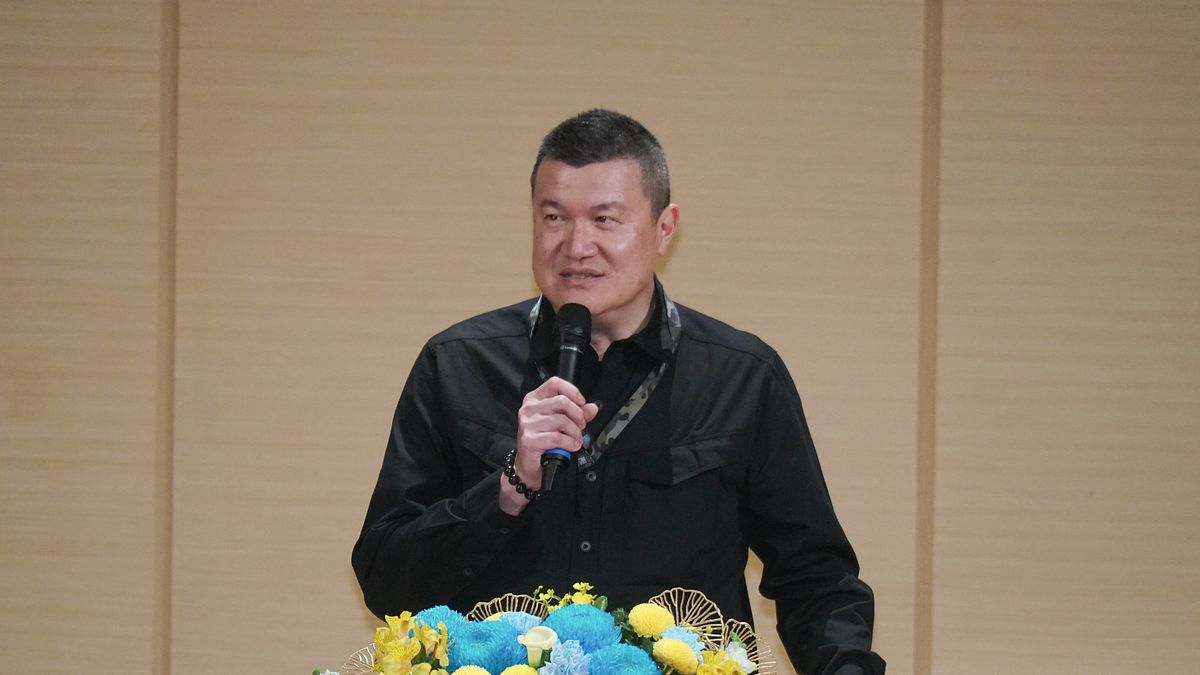 荷莫茲海峽被封,台灣有何準備?《彭博》專訪內政部次長馬士元:美日菲三線布局,台海明天被封也不擔心