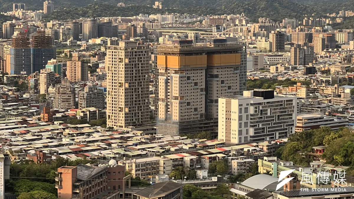 廣慈社宅(廣慈博愛園區社會住宅)是台北市目前規模最大、戶數最多的社會住宅。是前台北市長柯文哲任內規劃、發包並動工,且絕大部分區域是在柯文哲任內完成並啟用的。(風傳媒攝)