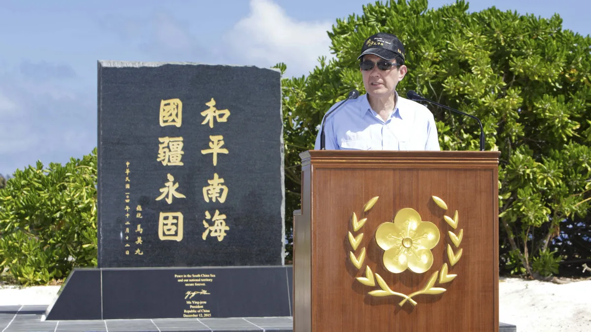 馬英九總統登上太平島(總統府)