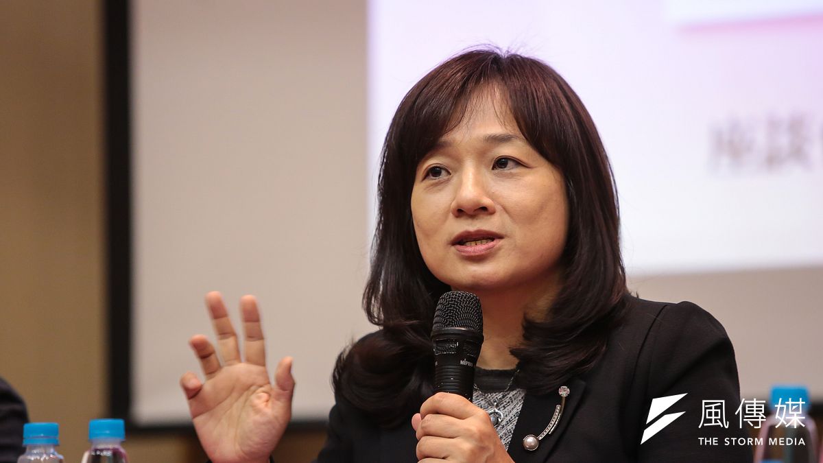 台北高等行政法院法官張瑜鳳說,司法人員辦案的態度,影響到人民對執法的信任。(顏麟宇攝) 台北高等行政法院法官張瑜鳳說,司法人員辦案的態度,影響到人民對執法的信任。(顏麟宇攝)