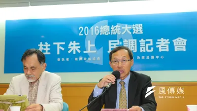 兩岸政策協會8日公布「柱下朱上2016民調」,民調顯示,若真由朱立倫上陣選總統,民進黨總統參選人蔡英文仍以42.1%領先朱立倫的19%。(顏麟宇攝)