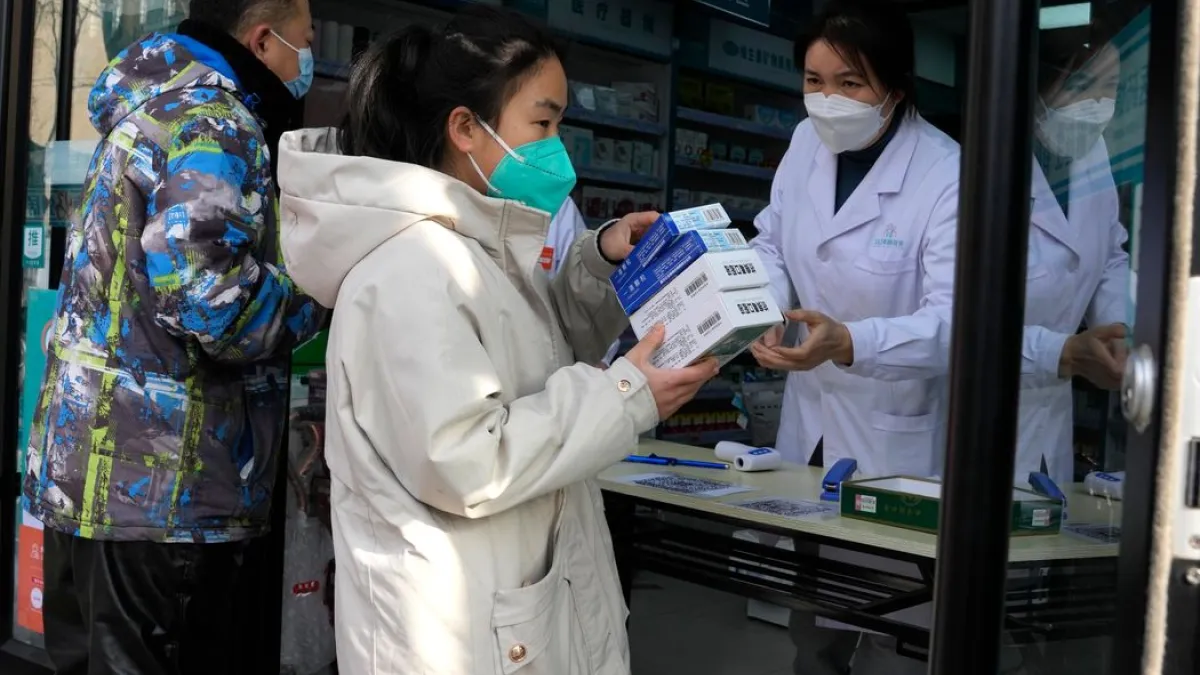 中國行動支付盛行,許多商店傳出拒收現金,迫使中國人行出手整治。(示意圖/美聯社)