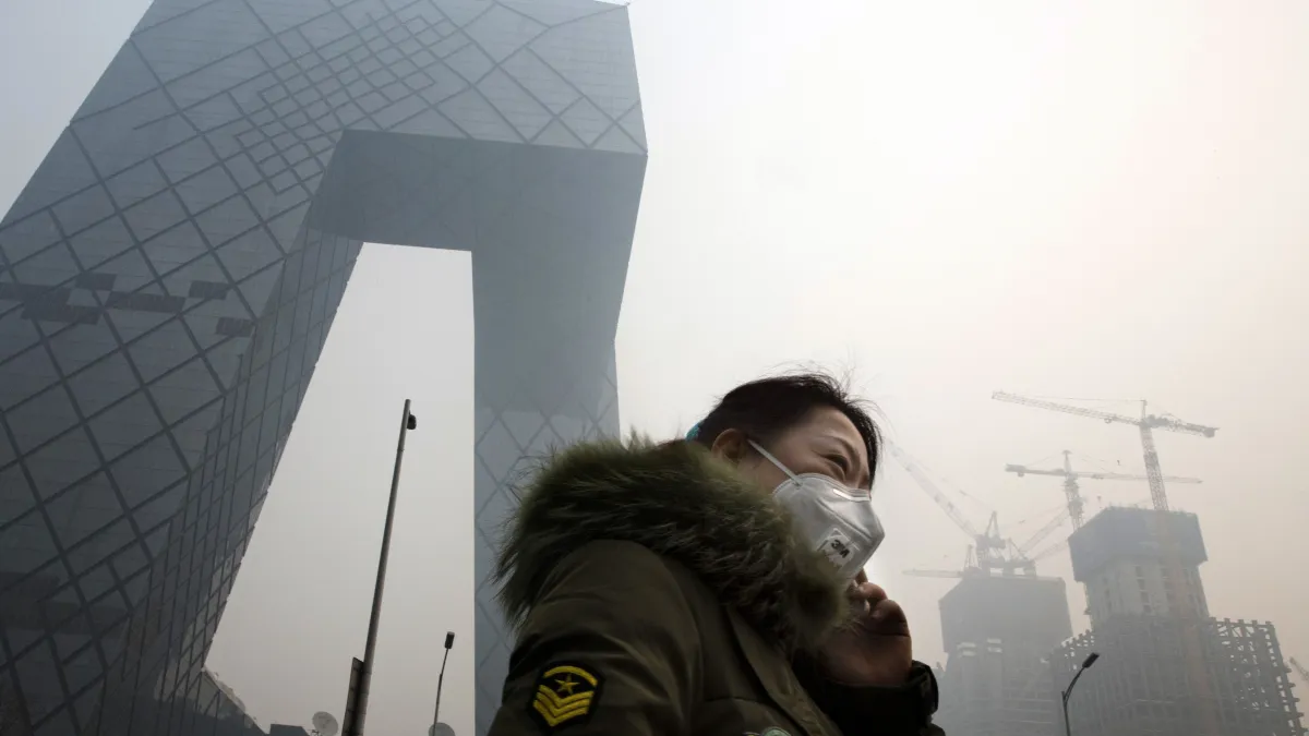 作者認為,中國的成功提醒我們,基礎建設、實用的工業政策,以及國家在維繫穩定的投資環境扮演合宜的角色極其重要。(資料照,美聯社)