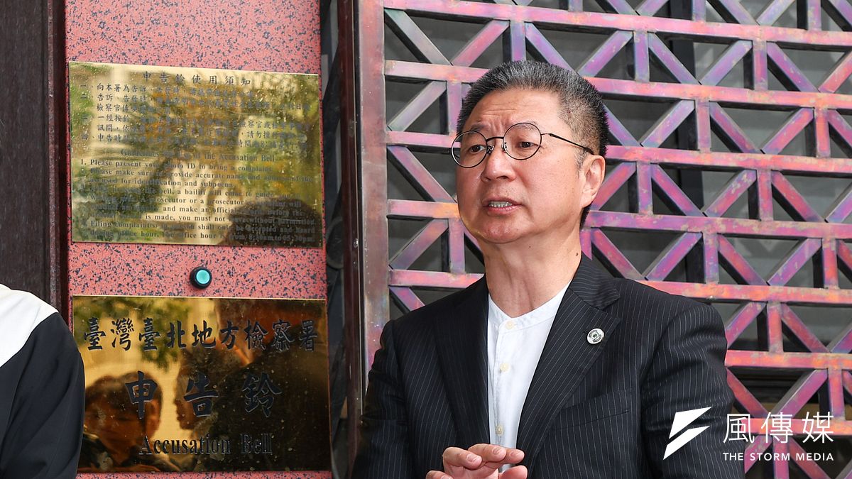 因潛艦洩密疑雲,前海軍顧問郭璽(圖)與立委馬文君互告,形成政治風暴。(資料照,顏麟宇攝) 因潛艦洩密疑雲,前海軍顧問郭璽(圖)與立委馬文君互告,形成政治風暴。(資料照,顏麟宇攝)