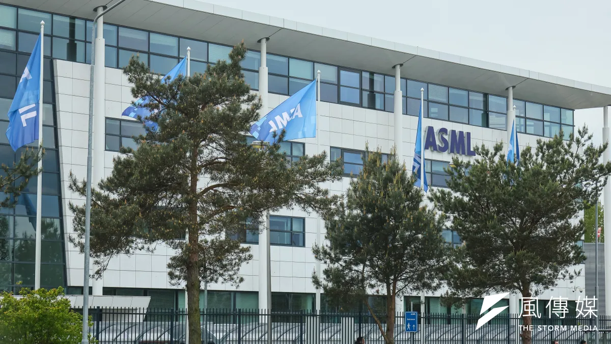 在美中科技戰之下,半導體設備大廠艾司摩爾(ASML)飽受壓力,未來還能保住全球霸主地位?(顏麟宇攝)