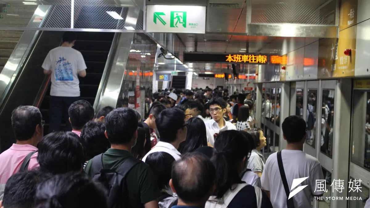 臺北捷運公司營運的文湖線正面臨嚴重的設備老化危機。數據顯示,文湖線近3年故障次數與今年影響人次雙雙「居冠」。(示意圖/方炳超攝)
