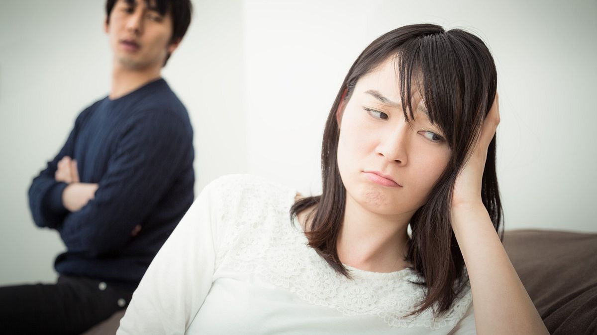 生氣、難過、傷心的時候老是用 I'm angry / sad. 來表達嗎?讓我們為心情加點顏色吧,一起讓你的描述更生動、更有趣一點!(圖/すしぱく@pakutaso) 生氣、難過、傷心的時候老是用 I'm angry / sad. 來表達嗎?讓我們為心情加點顏色吧,一起讓你的描述更生動、更有趣一點!(圖/すしぱく@pakutaso)