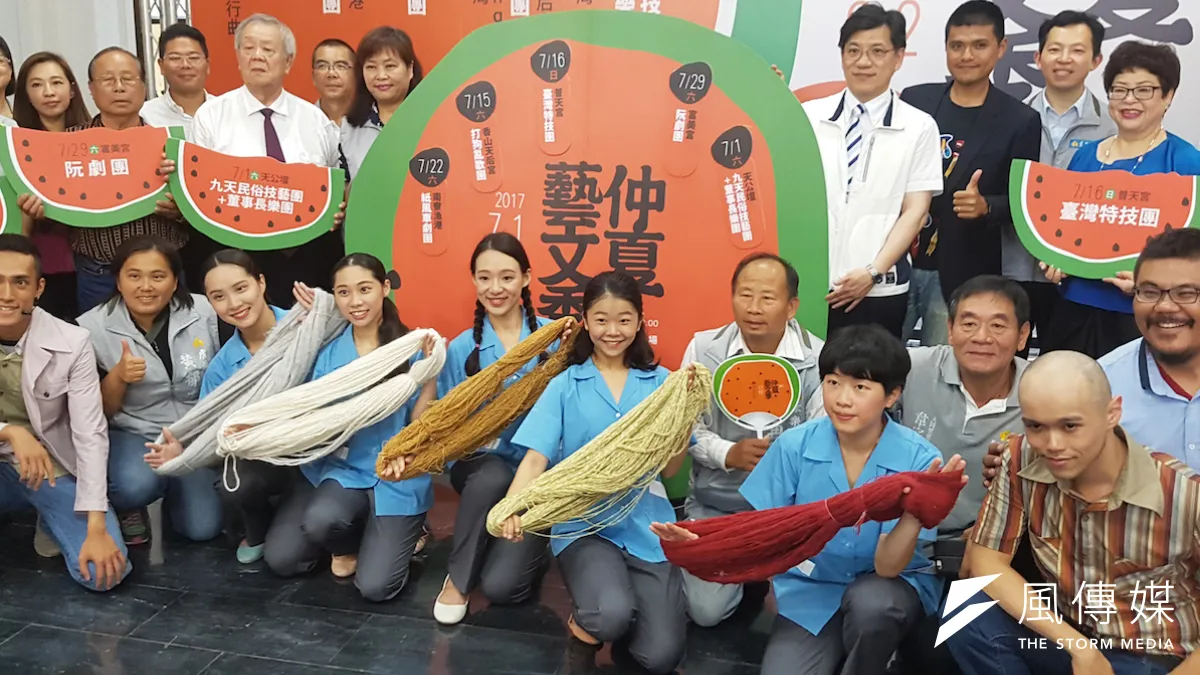新竹市「2017仲夏藝文季」9場好戲將輪番登台,國內重量級表演團隊將在各區廟埕、公園演出。(方詠騰攝)