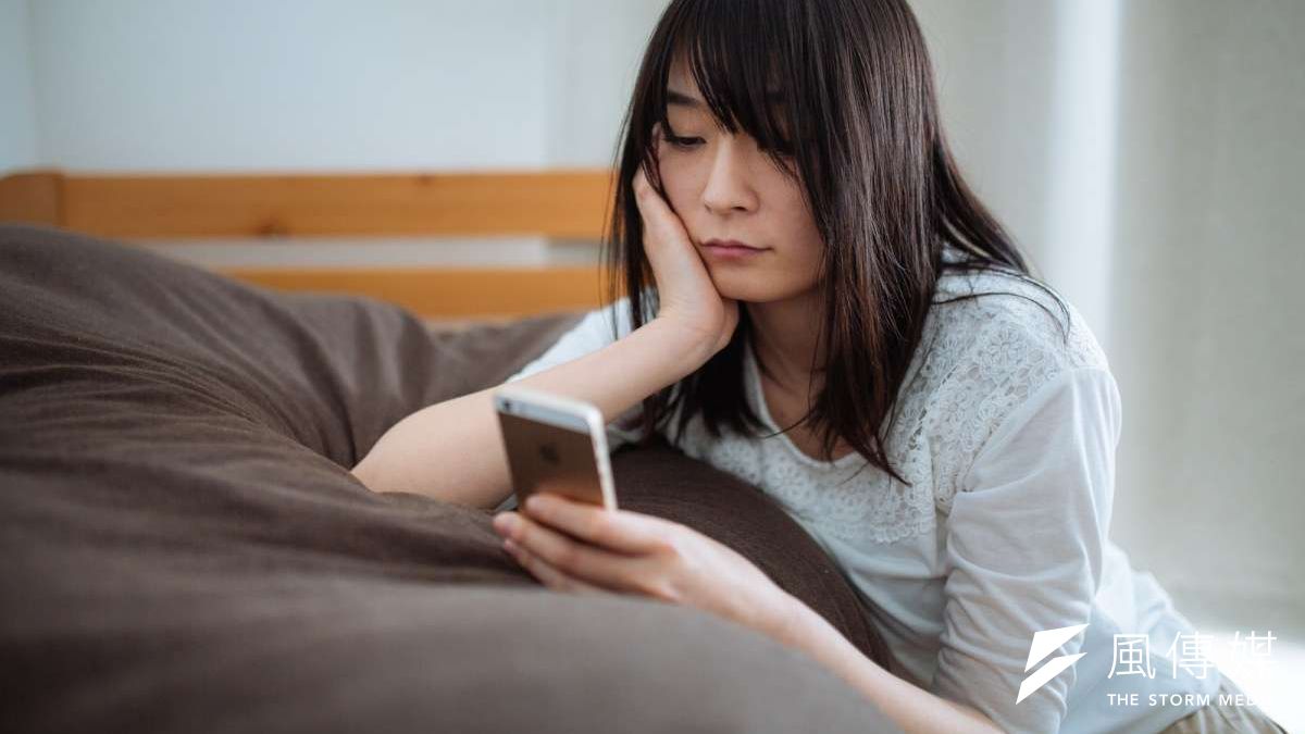 2019年發生的鐵路警察遇刺身亡案,由於犯嫌經醫師評估患有思覺失調症,一審裁判無罪。(資料照,pakutaso) 2019年發生的鐵路警察遇刺身亡案,由於犯嫌經醫師評估患有思覺失調症,一審裁判無罪。(資料照,pakutaso)