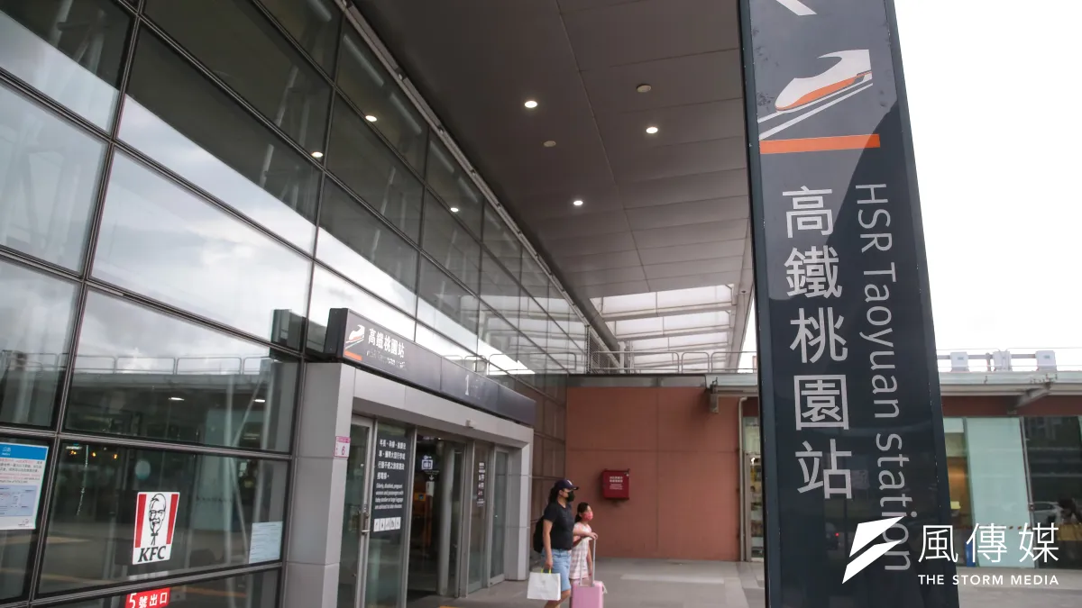 桃園機場捷運站周邊房市交易最活躍的站點為「老街溪站」,過去一年內成交量高達351戶,遠超其他機捷站點。(顏麟宇攝)