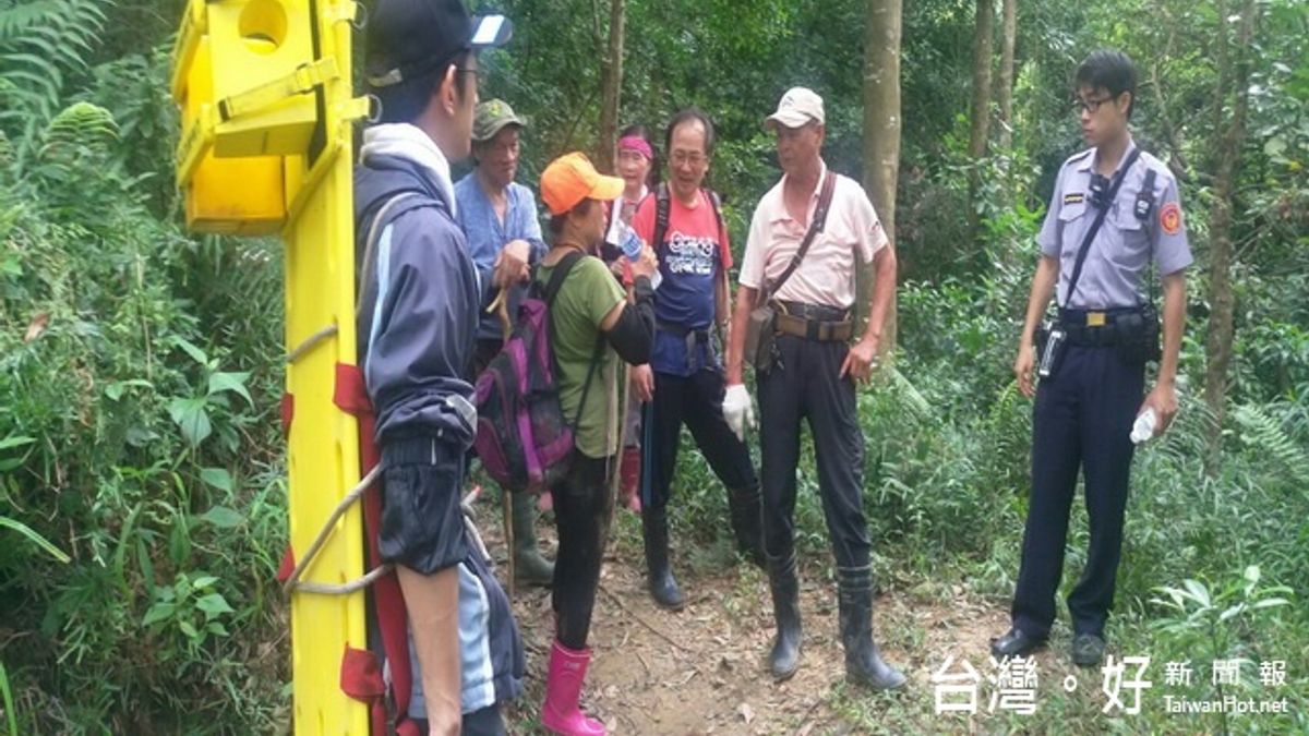 婦人上山採筍迷途 警消動員13人迅速尋獲 婦人上山採筍迷途 警消動員13人迅速尋獲