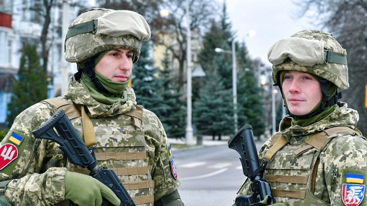 面對俄羅斯吞併野心的烏克蘭軍。(美聯社) 面對俄羅斯吞併野心的烏克蘭軍。(美聯社)