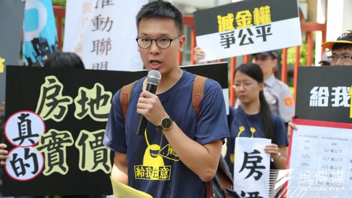 318學運領袖林飛帆13日批評民進黨,不該為了勝選而一昧維護台北市長參選人柯文哲。(資料照片,余志偉攝)