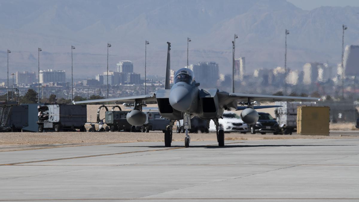 美國防授權法案總規模1.15兆美元!F-35、F-15EX採購多年期合約曝光 軍工產業大利多
