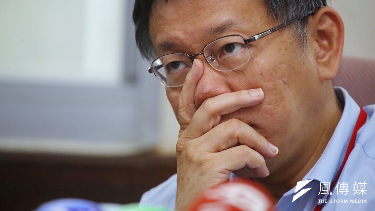 議員謝維洲指出,柯文哲都能公布性侵犯罪地圖,那鉛管資訊也應公布。柯文哲則希望北水處能加快換管的時間。(資料照,蔡耀徵攝) 議員謝維洲指出,柯文哲都能公布性侵犯罪地圖,那鉛管資訊也應公布。柯文哲則希望北水處能加快換管的時間。(資料照,蔡耀徵攝)