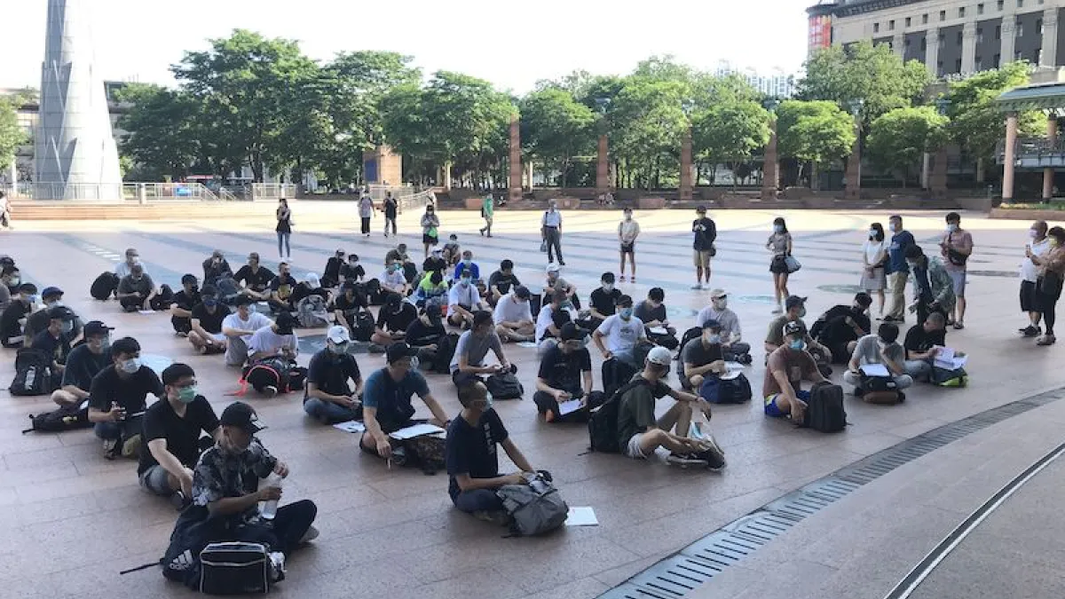 今(10)日新北首批入營役男計有500多名,將到宜蘭金六結及嘉義中坑服4個月陸軍、空軍事訓練。(圖/新北市民政局提供)