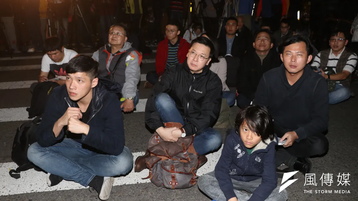作者認為,台、韓政治軌跡十分相像,後文在寅與後小英時代,兩國都準備進入「學運世代」當權。政黨興盛與否決定於人才,台、韓兩大在野黨要思考的不是上層權力重組,而是基層實力與人才永續。(資料照 蘇仲泓攝)