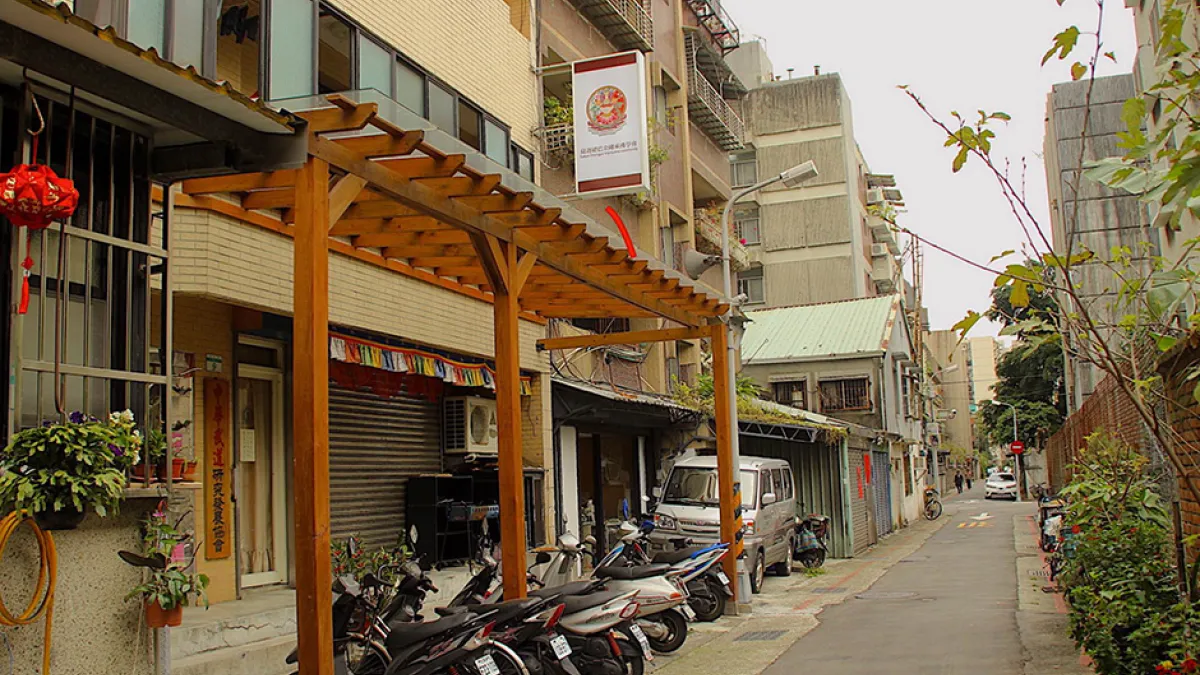 內政部祭出基地規模容積獎勵,接著又給予小基地危老容積獎勵,以致於危老推案量遠超乎預期。(圖/富比士地產王提供)